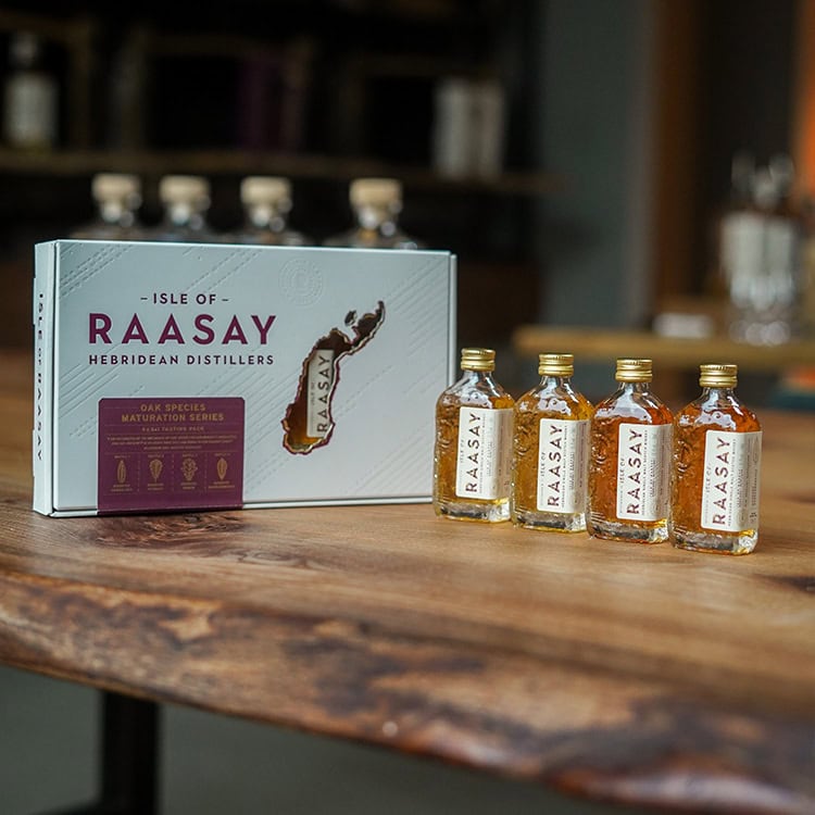 Isle of Raasay Oak Species Maturation Series Tasting Pack (4x5cl) - Whisky - Caviste Wine